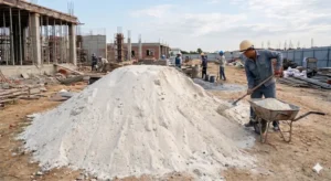 Cát mịn xây dựng tại công trường đang thi công