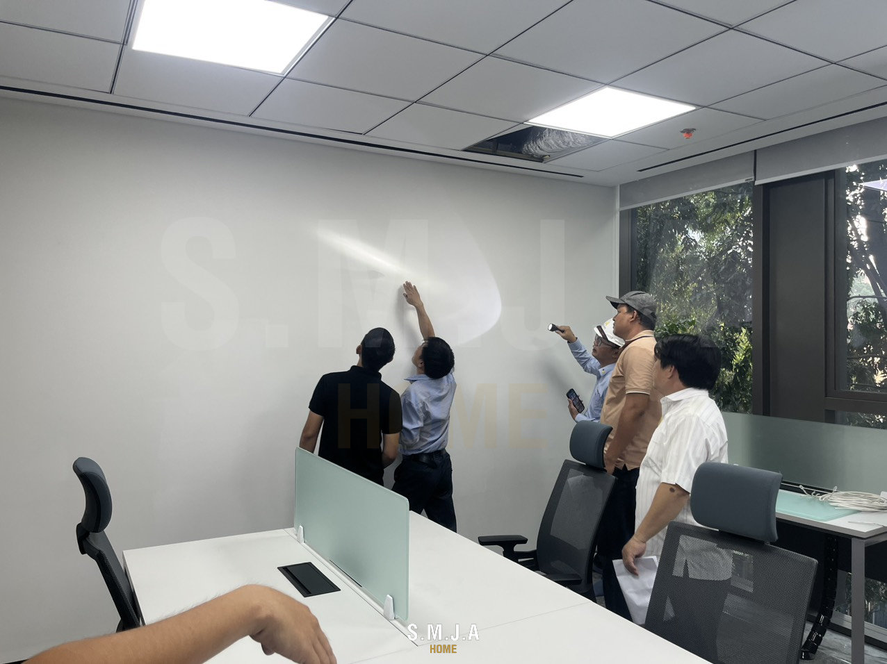 Nghiệm thu hệ thống chiếu sáng và lối thoát hiểm văn phòng - SMJA Home